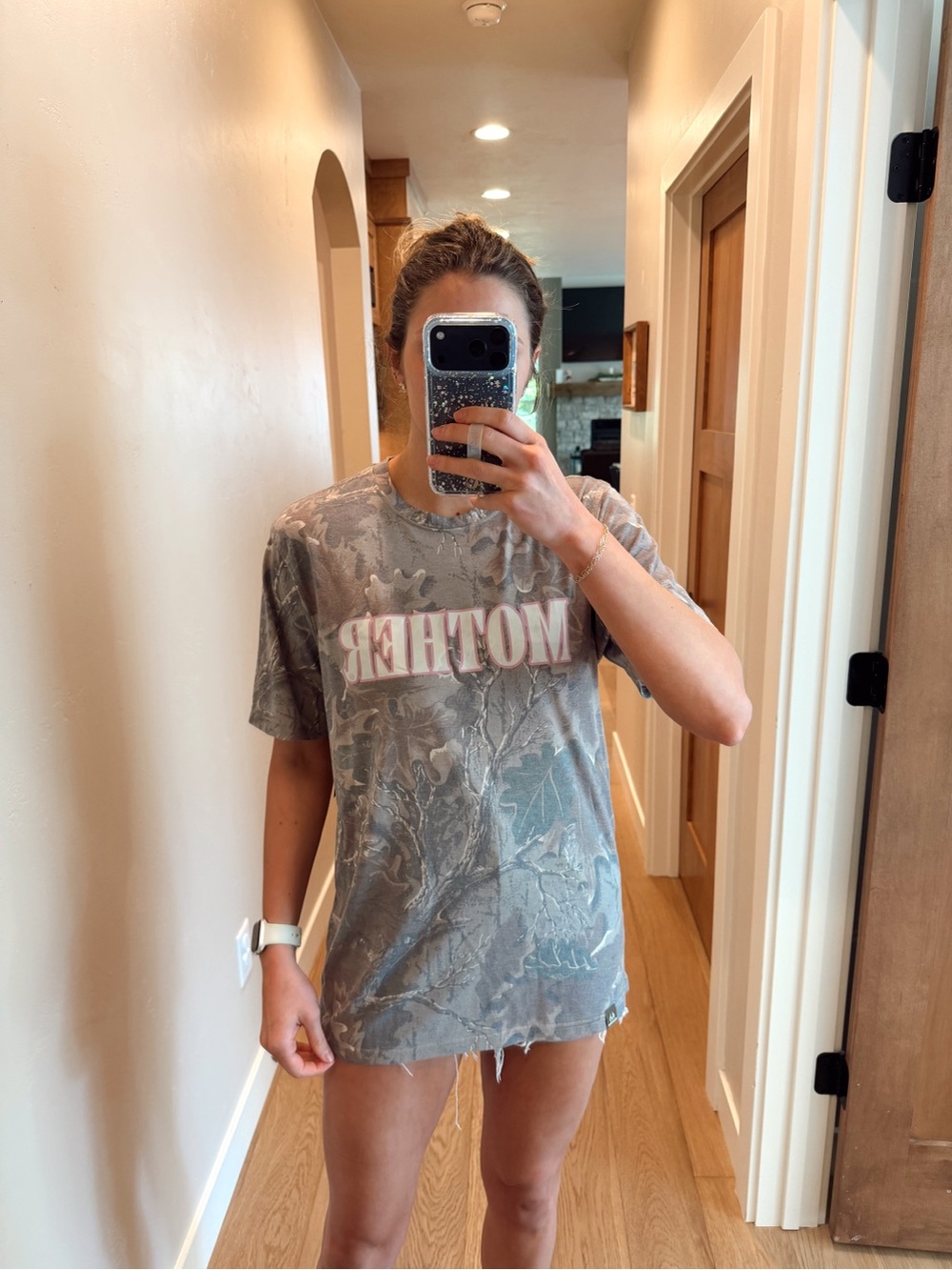 MOTHER CAMO GRAPHIC TEE